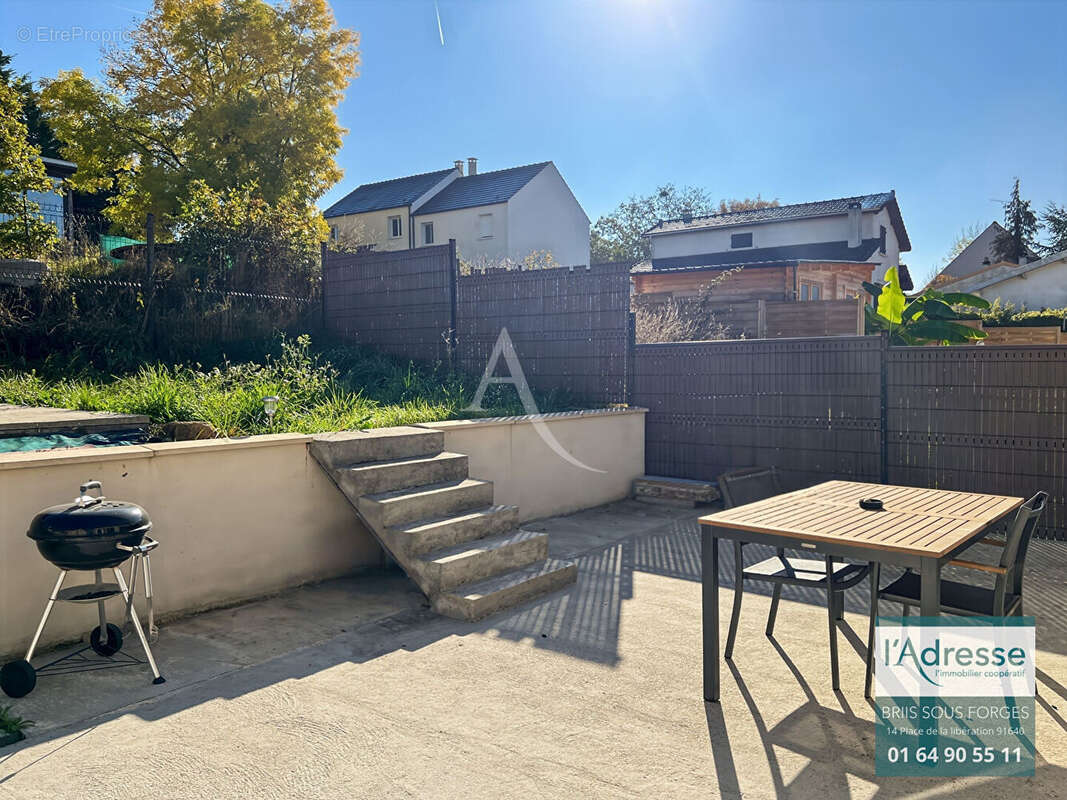 Maison à VAUGRIGNEUSE