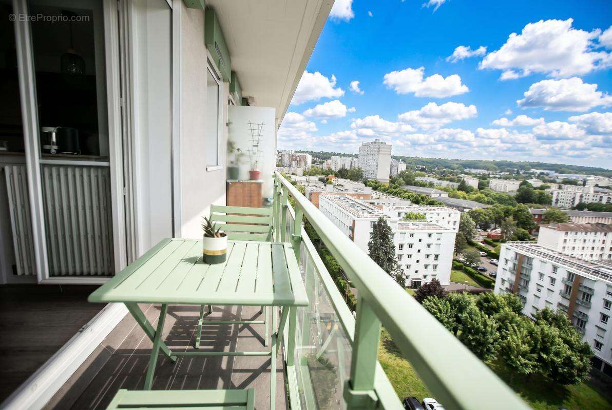 Appartement à RUEIL-MALMAISON