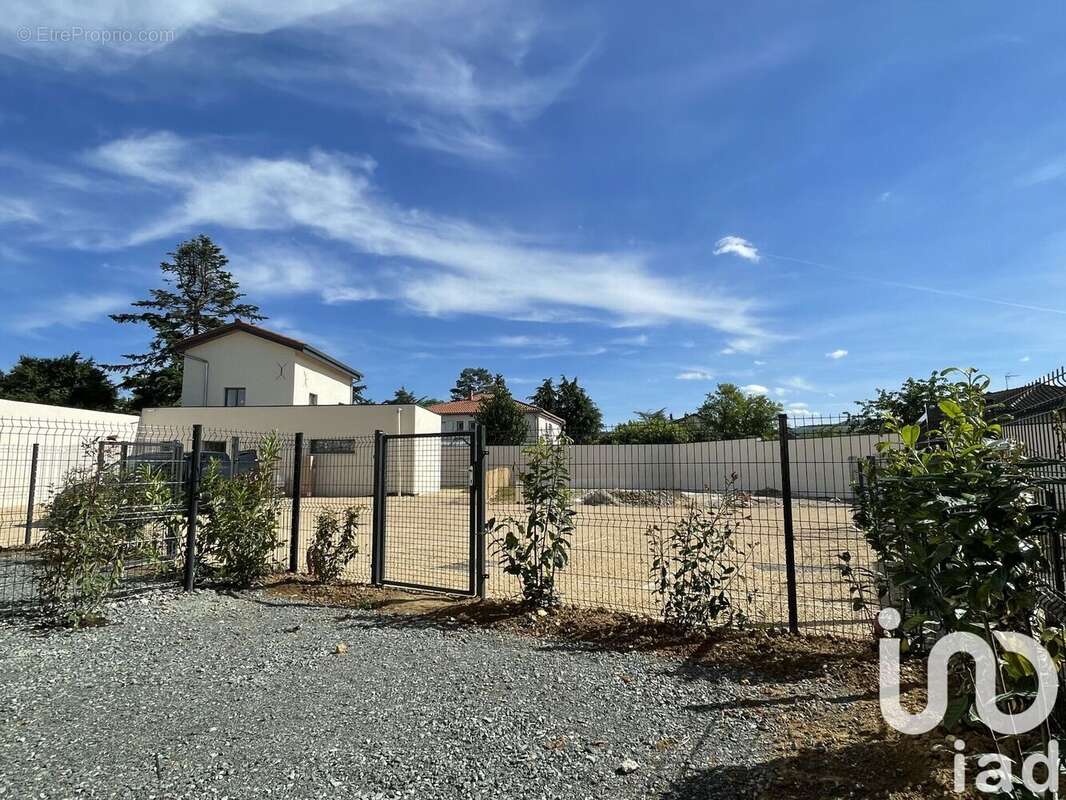 Photo 7 - Appartement à LENTILLY