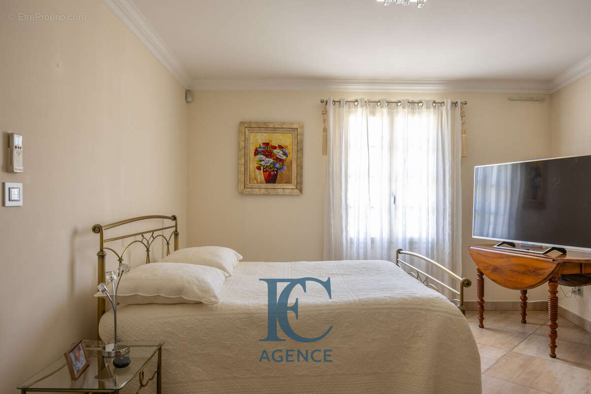 Appartement à SANARY-SUR-MER