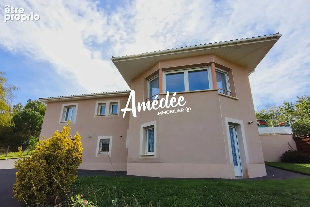 Maison 5 pièces 146 m² à vendre à Saint-Cere (46400) - photo 1