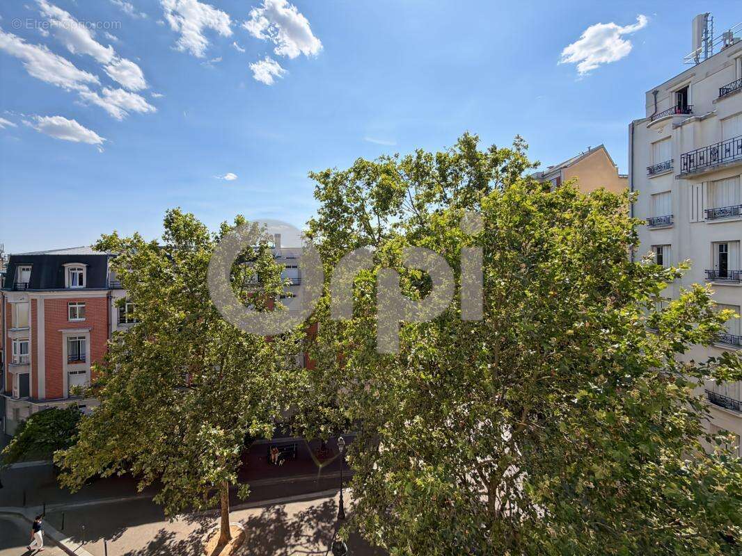Appartement à PARIS-20E