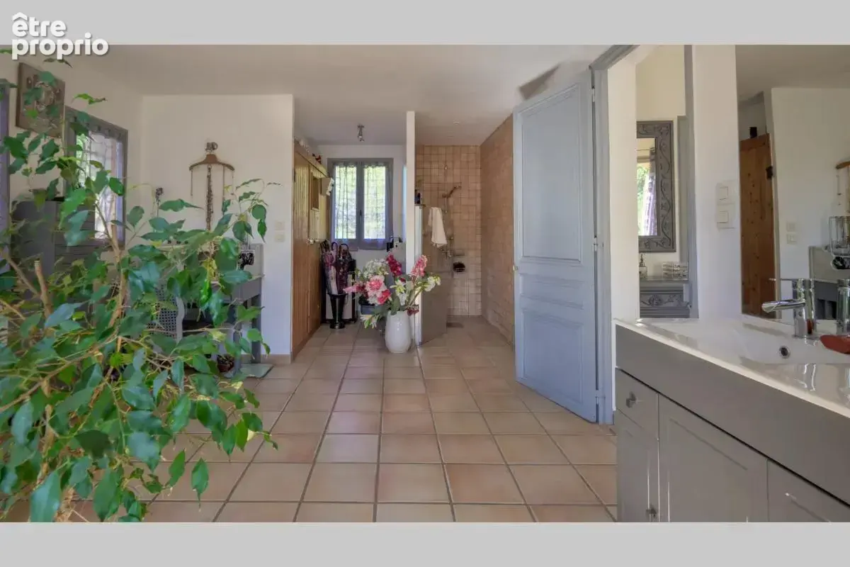 Maison 9 pièces 265 m² à vendre à Rognes (13840) - photo 19