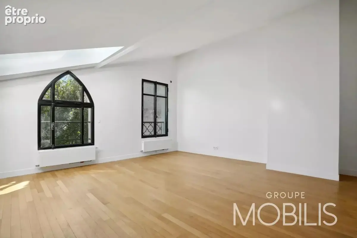 Exclusivité - levallois-perret - villa chaptal - maison familiale rénovée 5 chambres avec jardin, terrasse, balcons et piscine i - photo 7