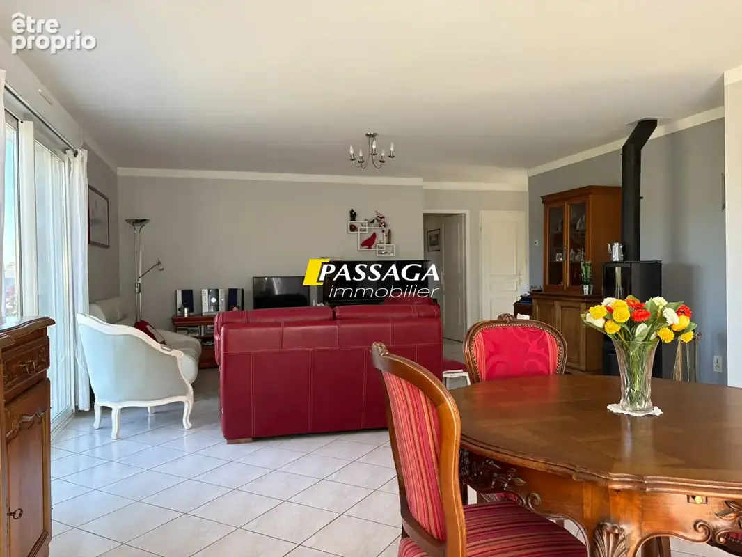 A VENDRE - Maison d'habitation de type 5 avec terrain - SEVERAC D'AVEYRON - photo 5