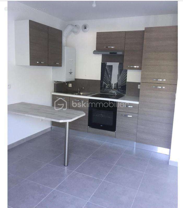 Appartement à HYERES