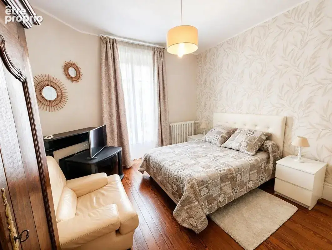 Maison de caractère, beaux volumes, 5/6 chambres - photo 7