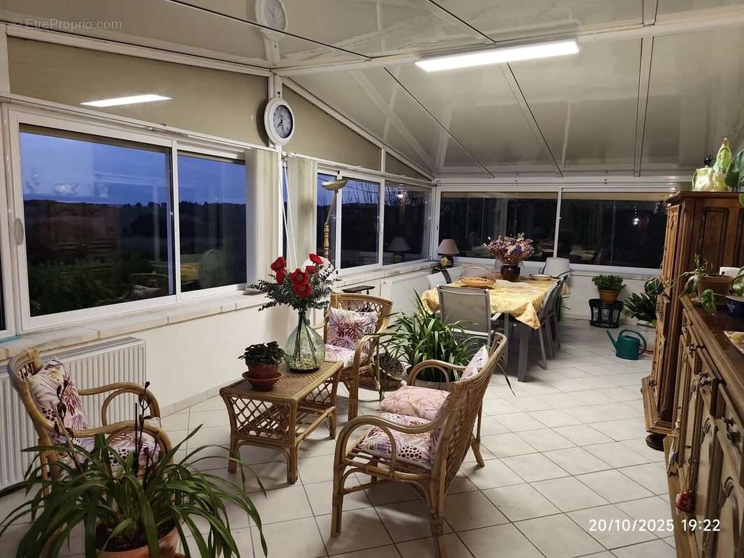 Maison à LEGUILLAC-DE-L&#039;AUCHE