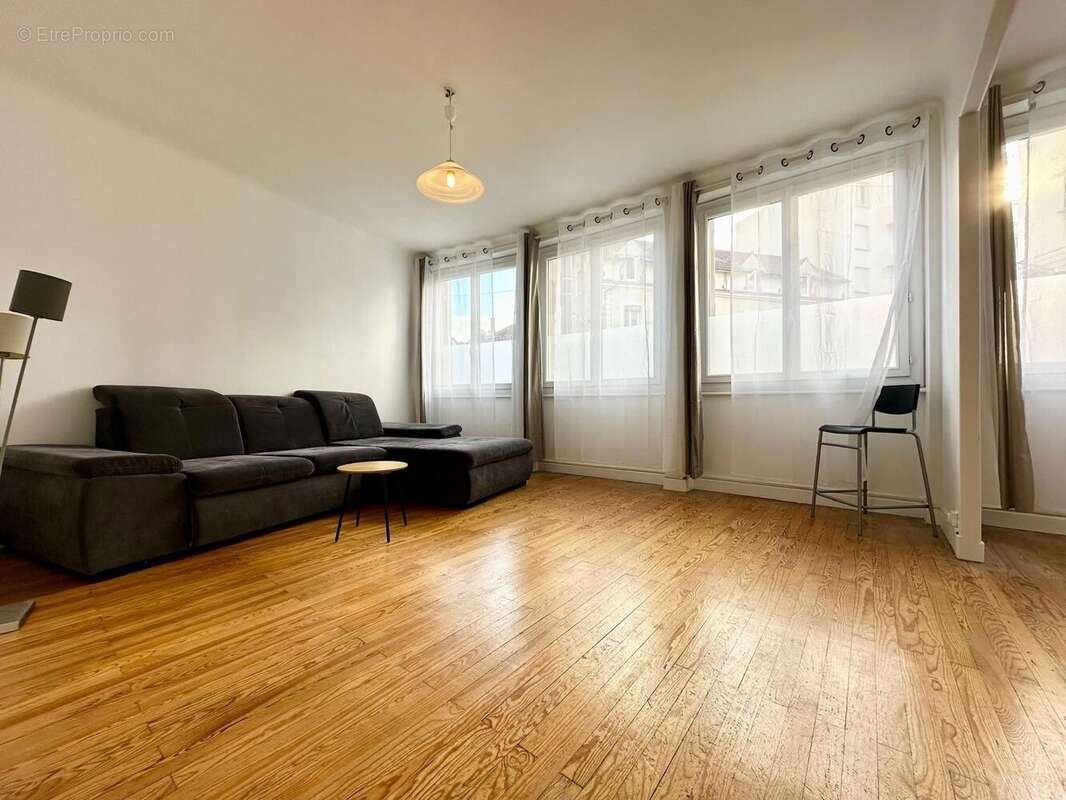 Appartement à CHAMALIERES