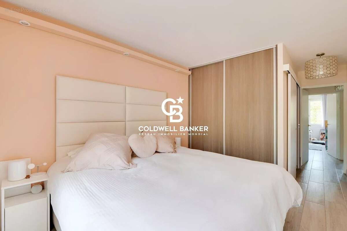 Appartement à ISSY-LES-MOULINEAUX