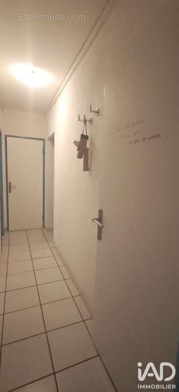 Appartement 67 m² à Martigues  - photo 4