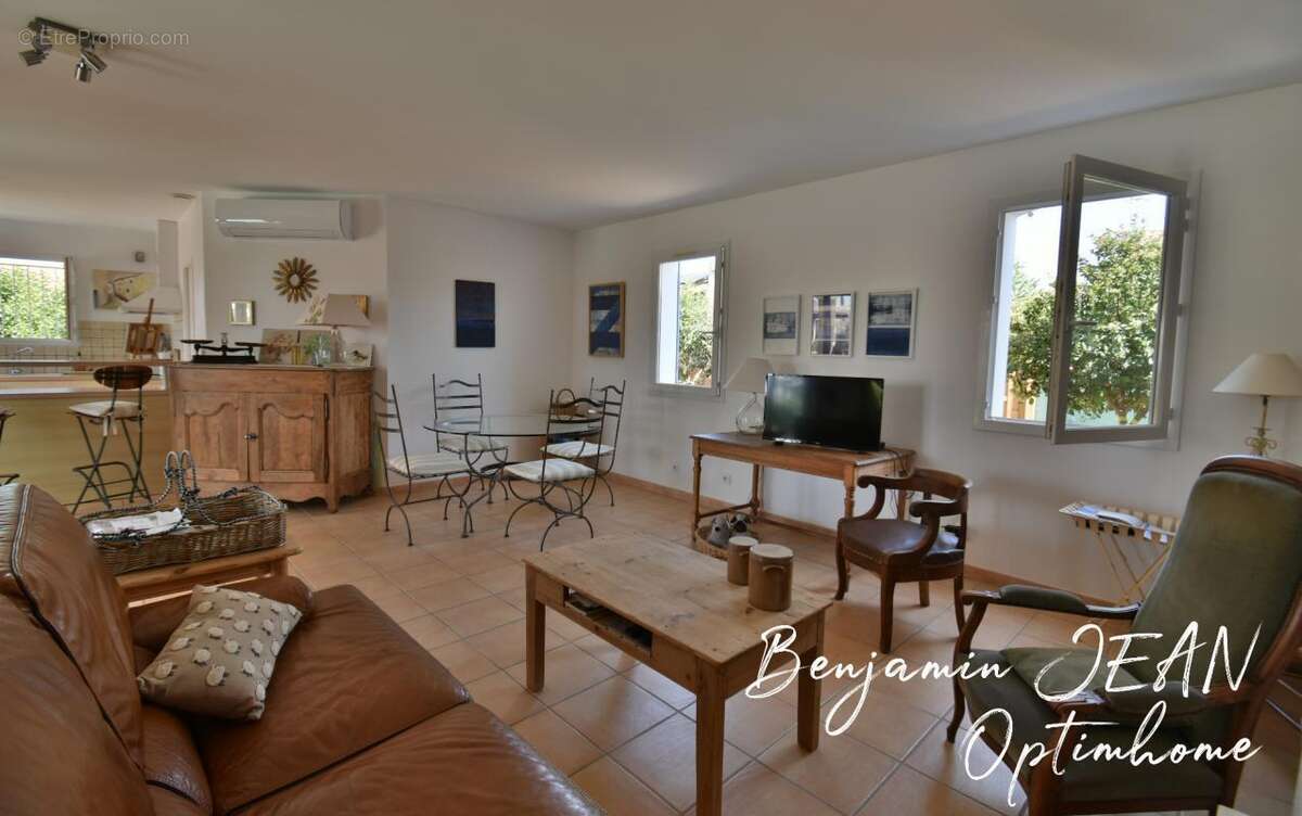 EN EXCLUSIVITÉ – Maison F4 de plain-pied avec piscine à Sérignan - photo 13