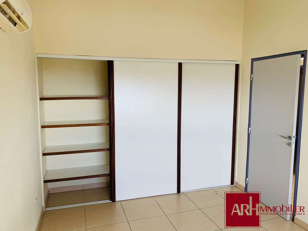 Appartement à SAINT-DENIS