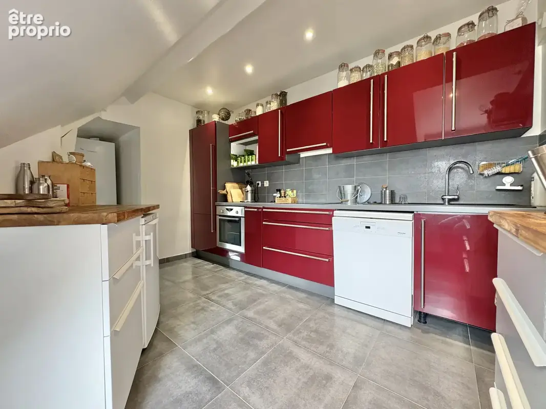 Dernier etage hyper centre proche gare - photo 8