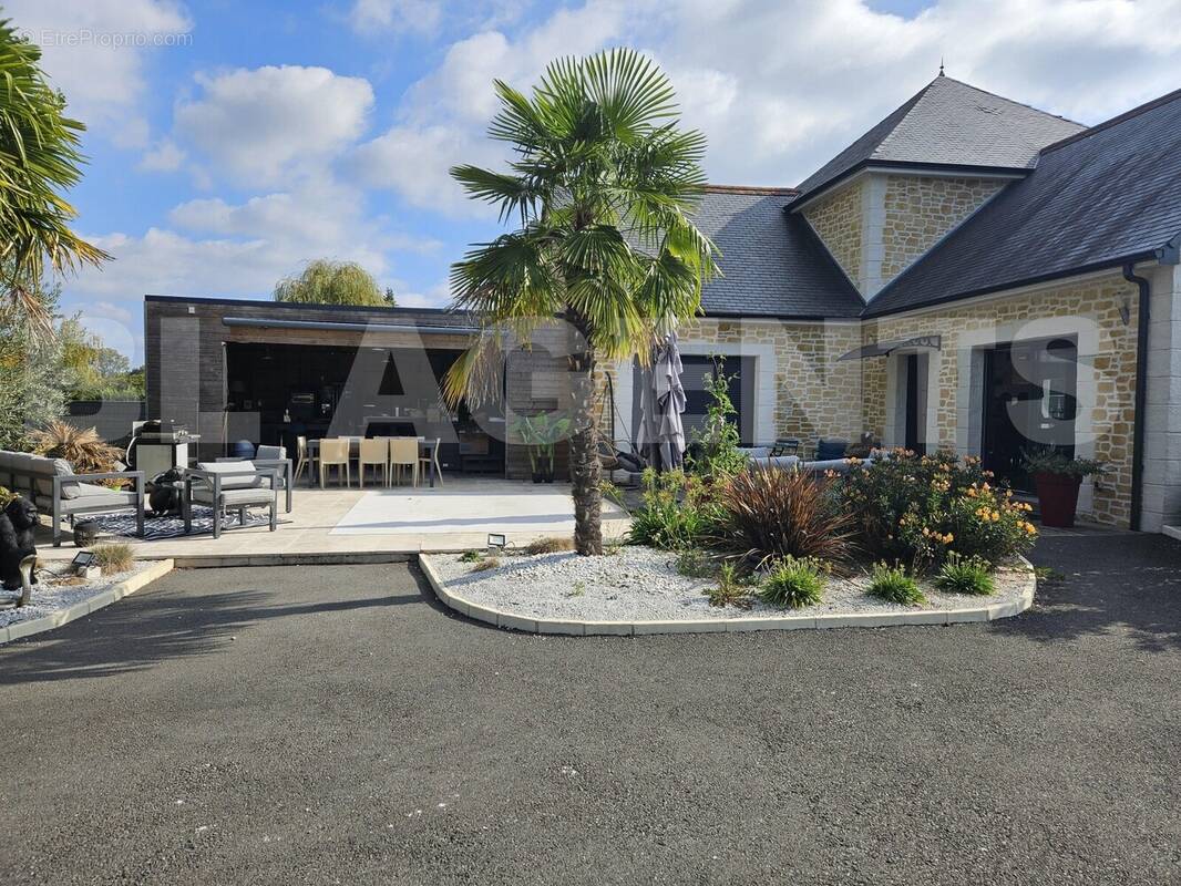 exterieur terrasse 5 - Maison à BALLAN-MIRE