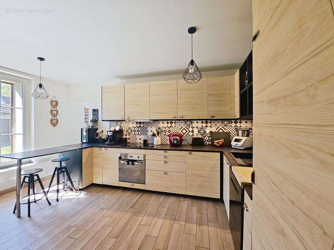 Magnifique longere en pierres de taille, renovee ! - photo 6