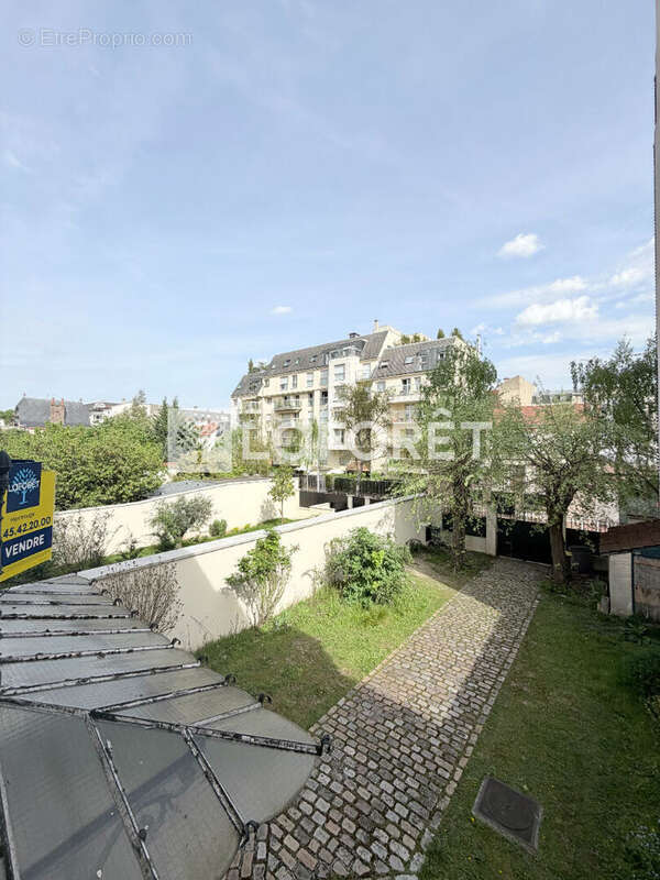 Appartement à MONTROUGE