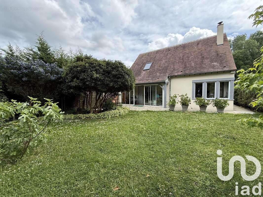 Photo 3 - Maison à SAINT-FARGEAU-PONTHIERRY