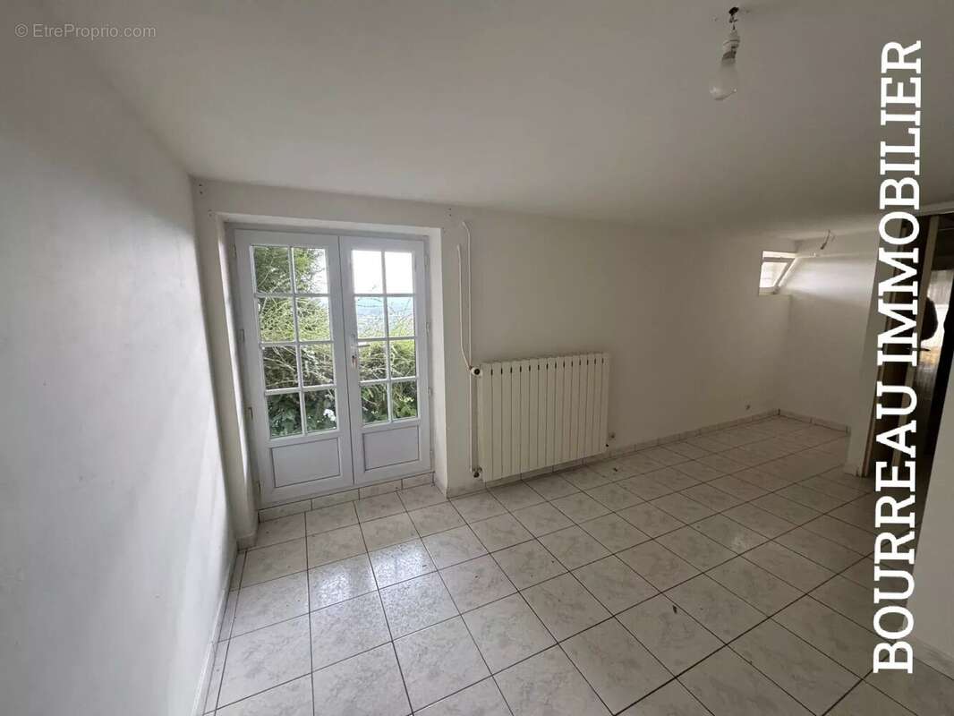 Maison à JOIGNY