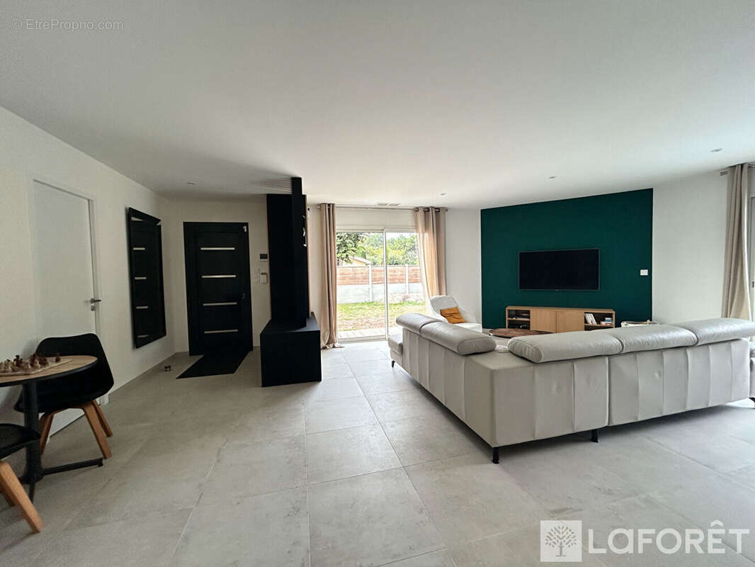 Maison à GUJAN-MESTRAS