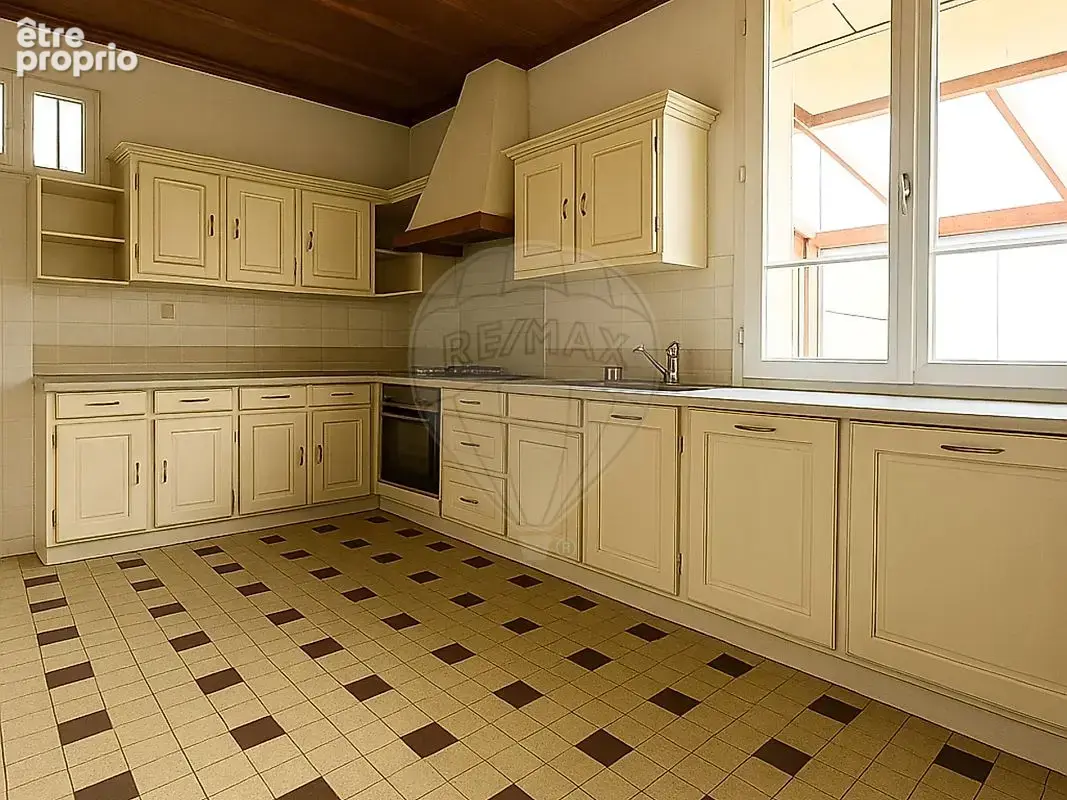 Maison 5 chambre(s) à vendre - photo 3