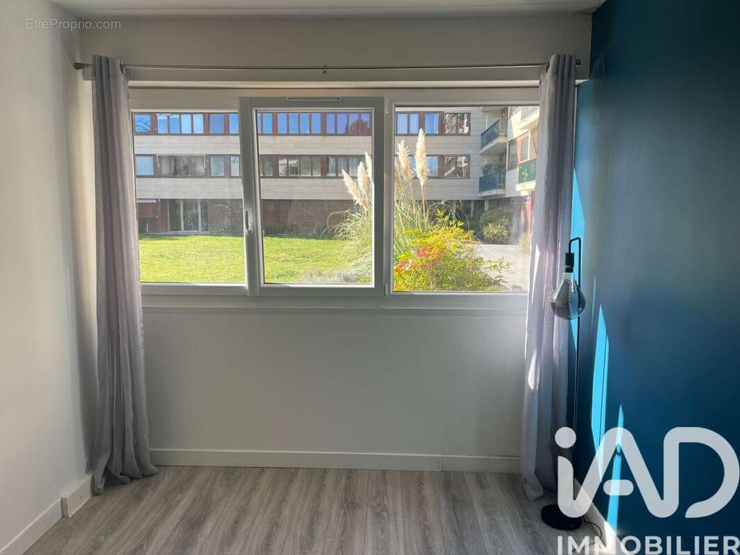 Photo 8 - Appartement à VILLE-D'AVRAY