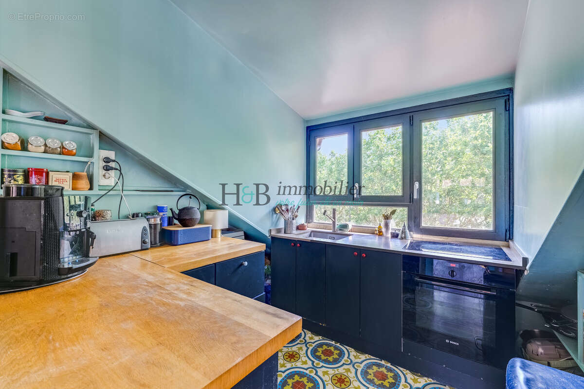 Appartement à LES LILAS