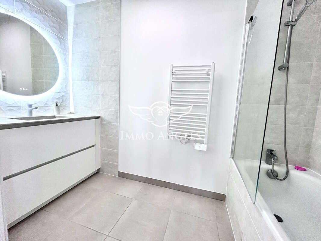 Appartement à CASTELNAU-LE-LEZ