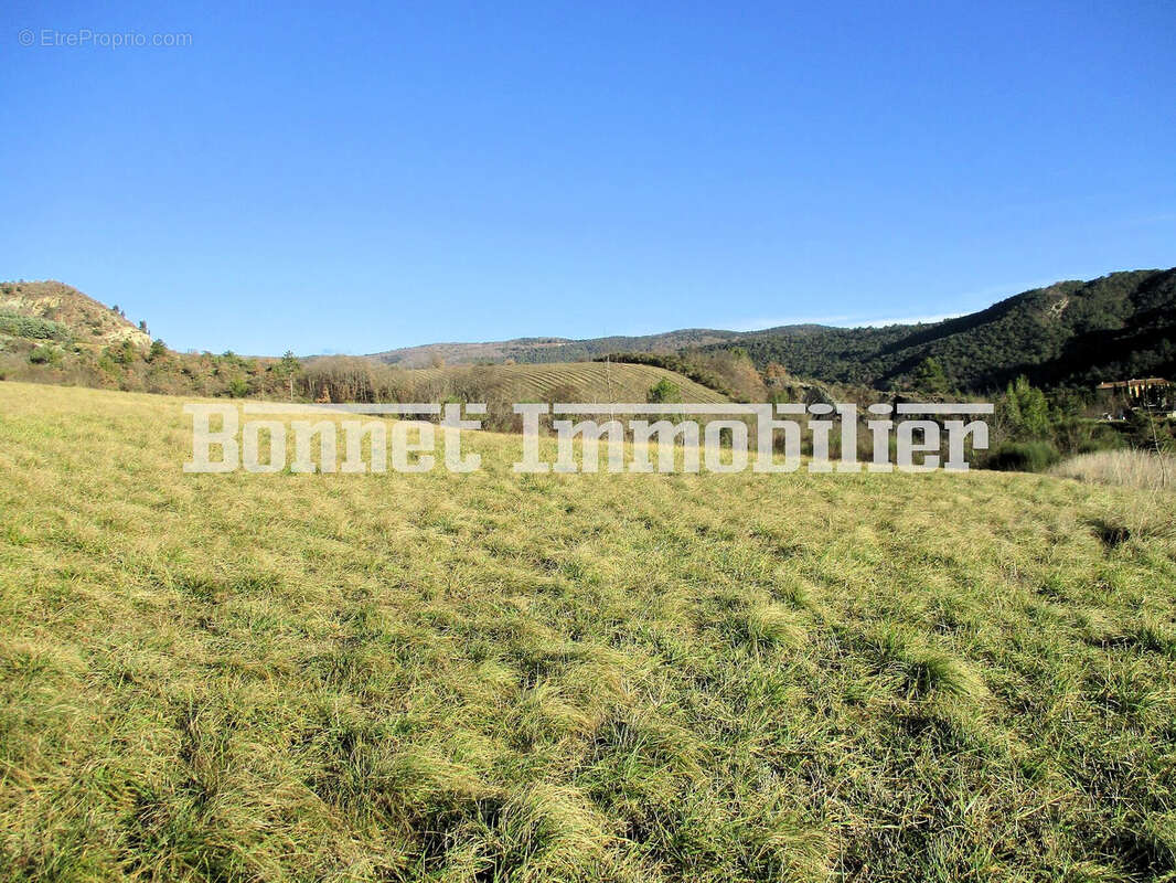 Terrain à SAINT-FERREOL-TRENTE-PAS