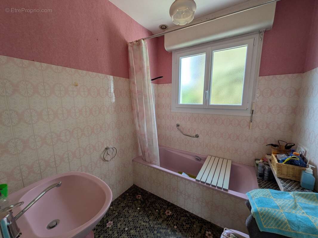 Ploërdut néo bretonne de 123 m² environ 5 pièces avec vie de plain pied parcelle clôturée de 803m² - photo 11