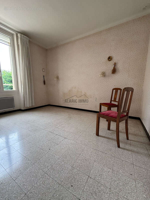 Joli pavillon avec garage et jardin - photo 26