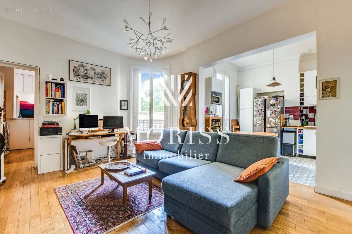 Appartement à PARIS-14E