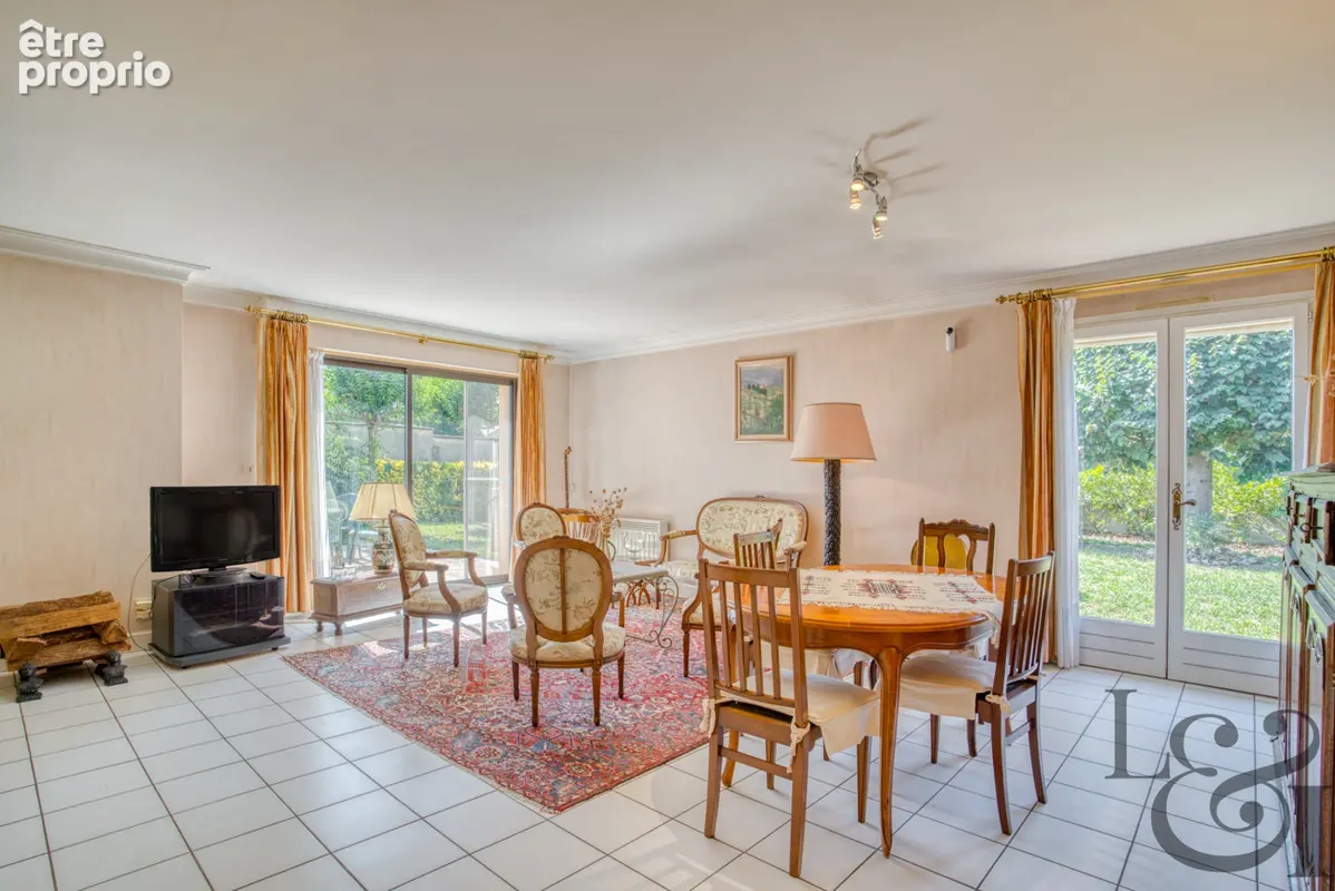 Villa traditionnelle avec garage attenant à vendre à Villeneuve-sur-Lot - photo 7