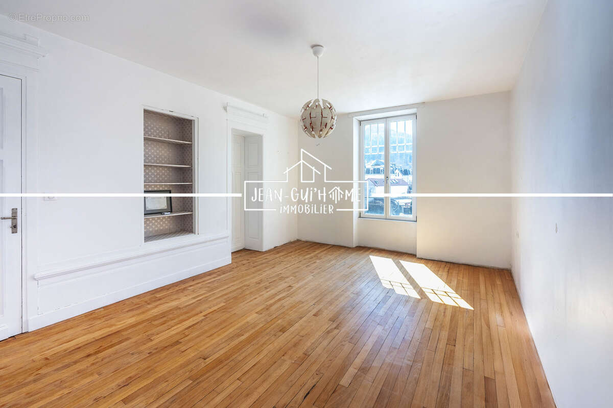 Maison à REMIREMONT