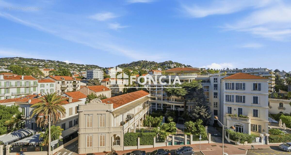 Appartement à CANNES