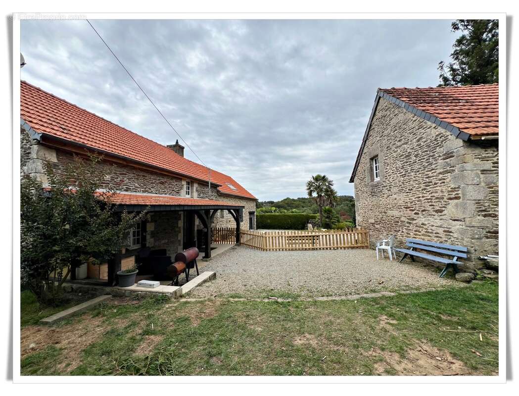 Maison à vendre 6 pièces PLUMELIAU (56) Propriété en pierre au cœur de la nature – Un cadre de vie enchanteur - photo 27