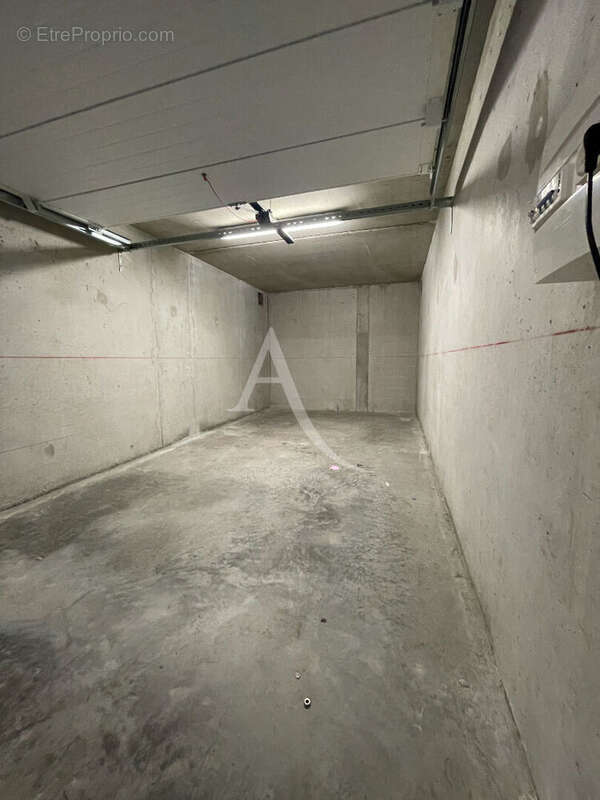 Parking à SAINT-GILLES-CROIX-DE-VIE