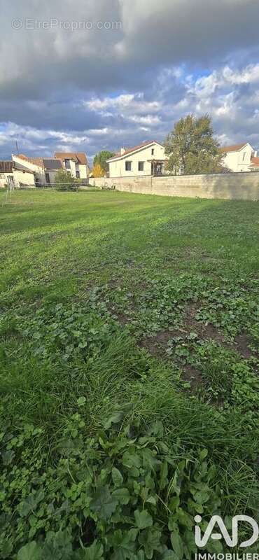 Photo 3 - Terrain à BERGERAC