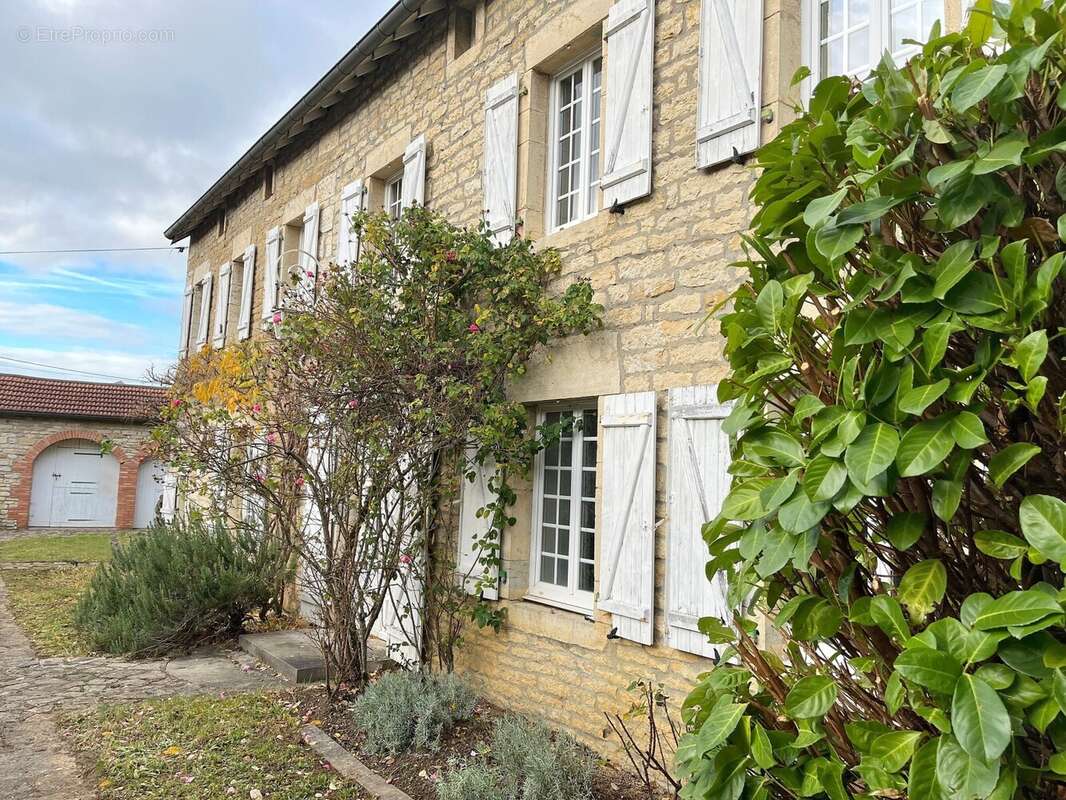 Christophe 05 - Maison à MAILLEY-ET-CHAZELOT