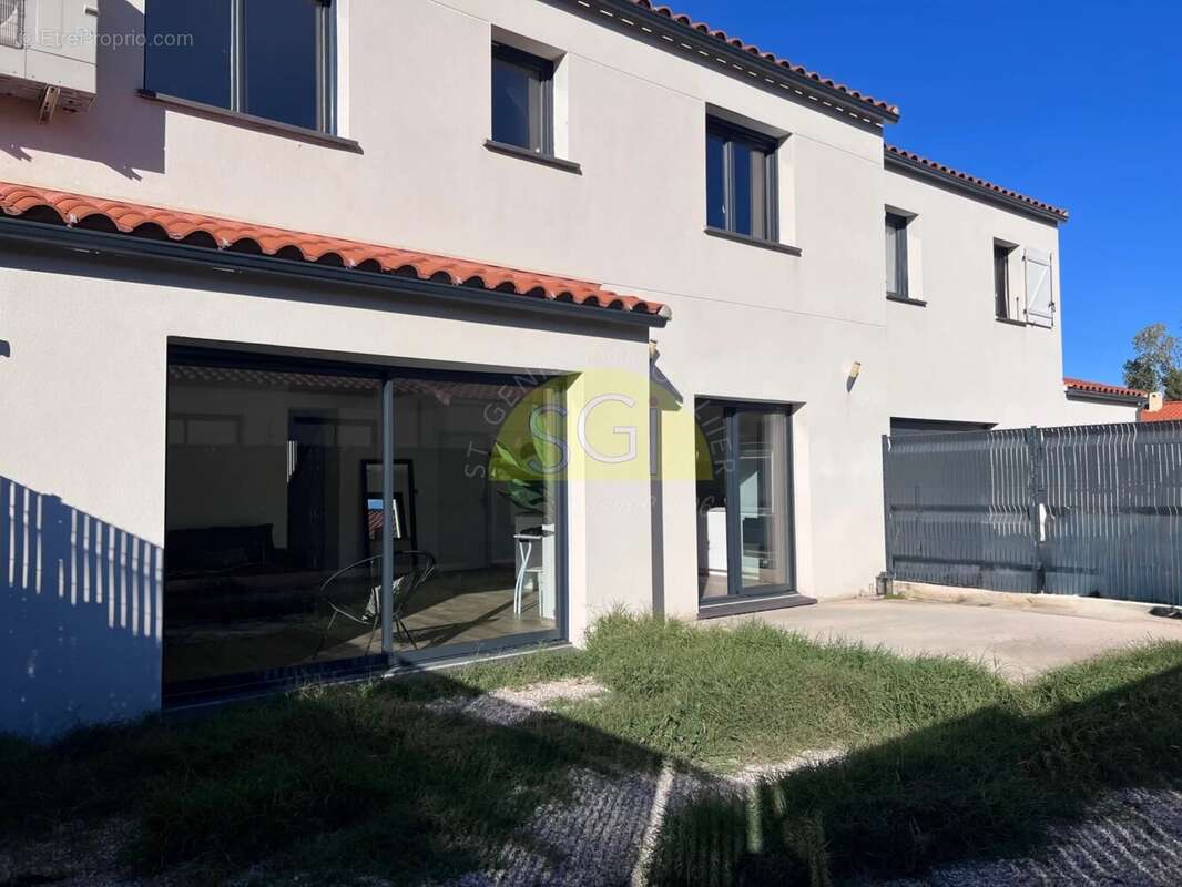 Maison à SAINT-GENIS-DES-FONTAINES