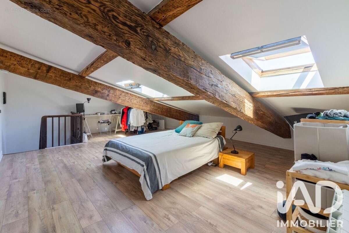 Appartement 69 m² à Bordeaux  - photo 8