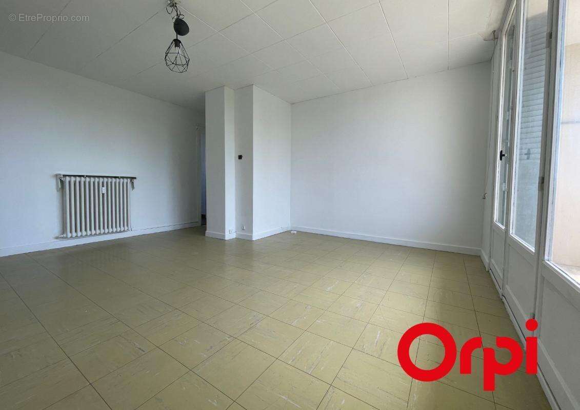 Appartement à VENISSIEUX