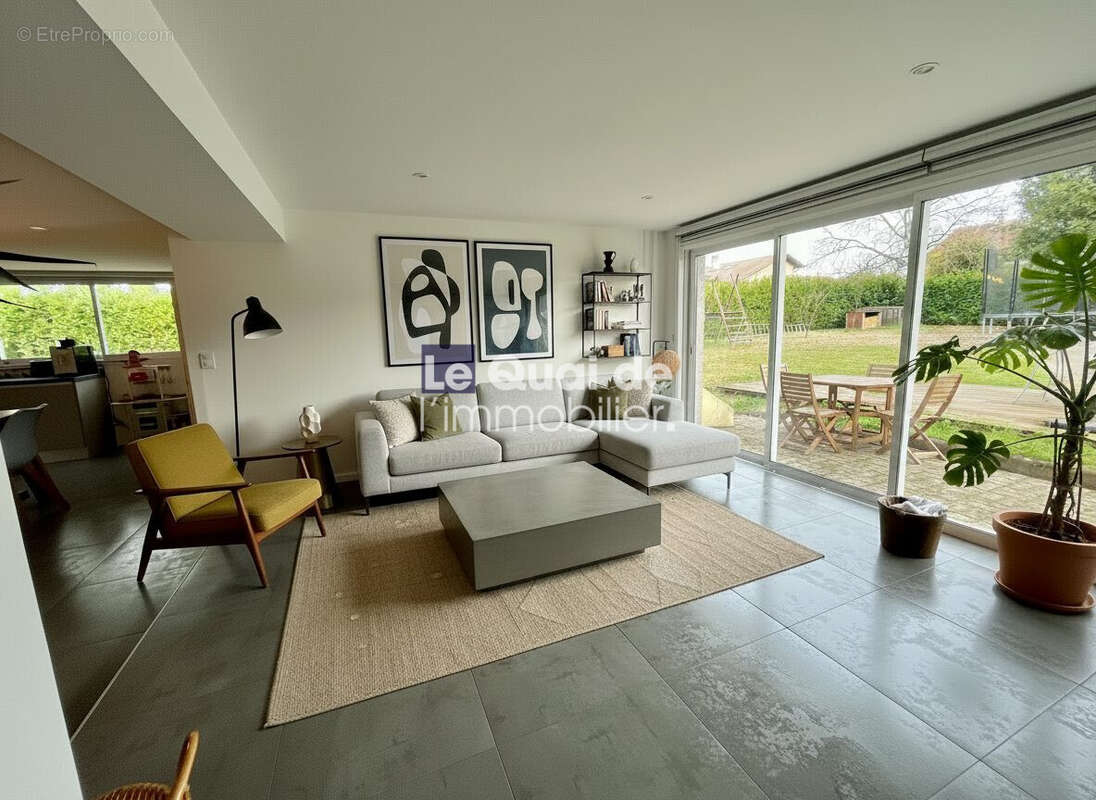 Maison 163 m² à Saint-Marcellin  - photo 3