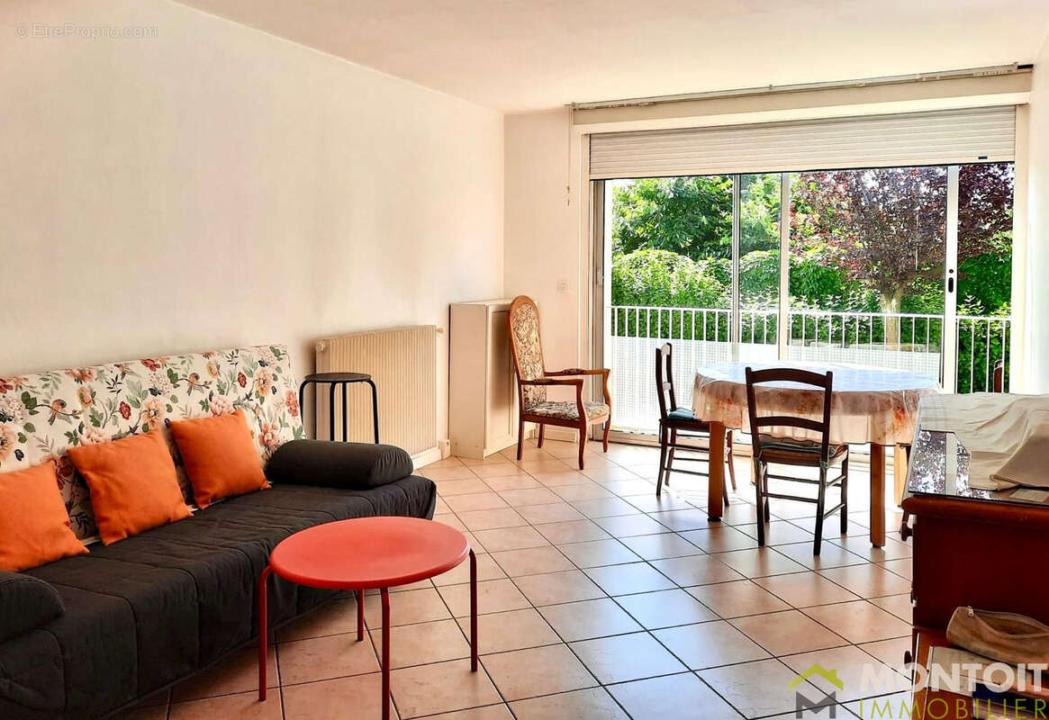 THIAIS 3P cave + parking - photo 2