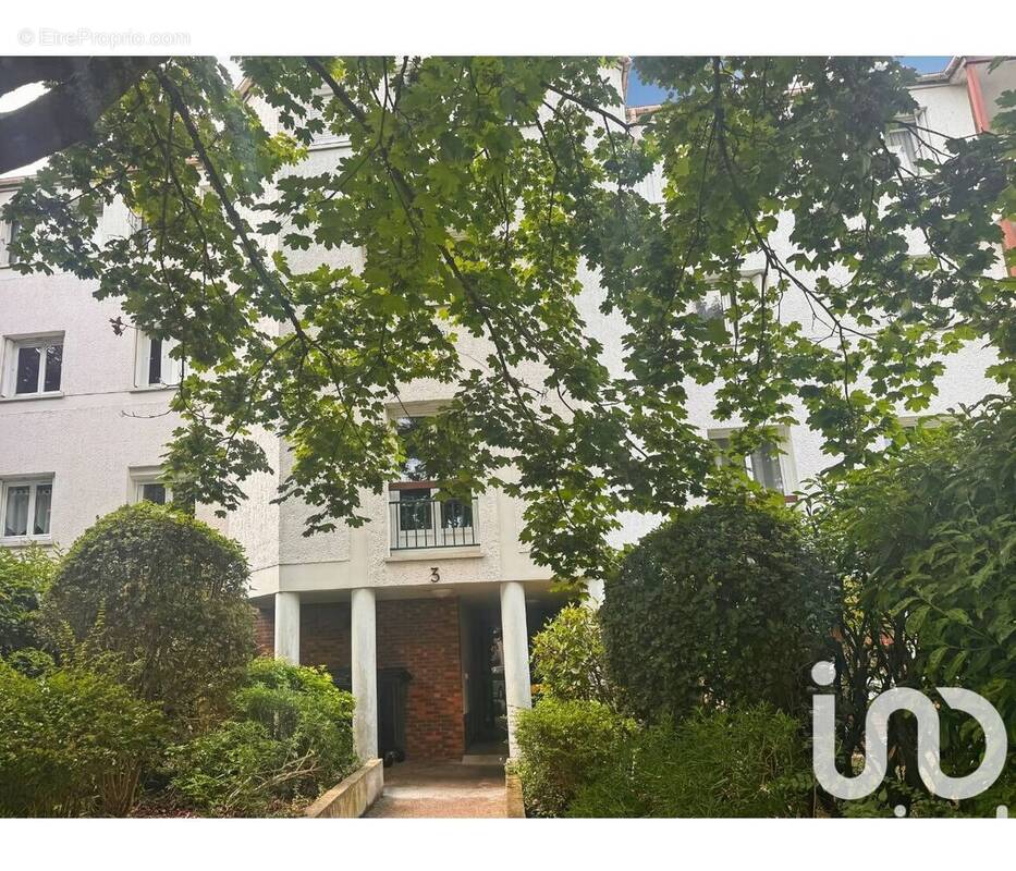 Photo 1 - Appartement à SAVIGNY-LE-TEMPLE