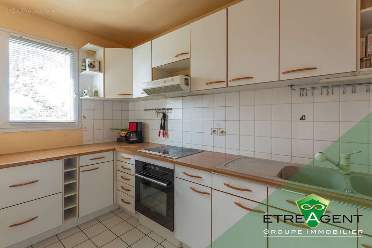 Appartement à VERNEUIL-SUR-SEINE