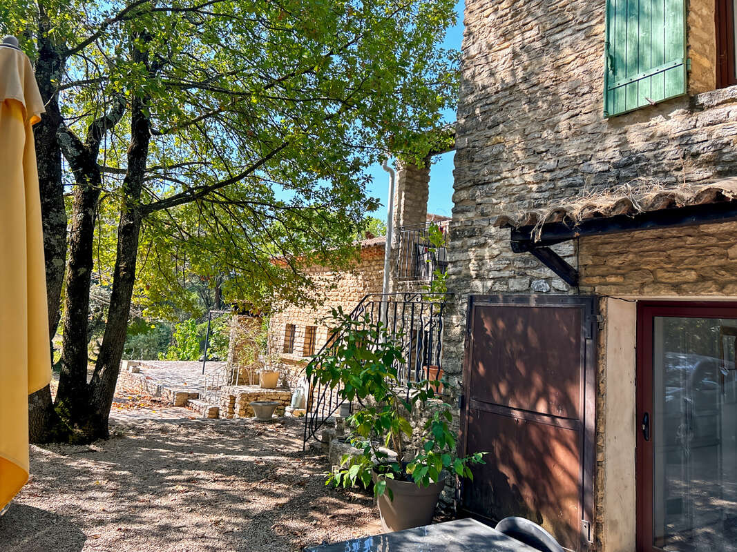 Maison à CABRIERES-D'AVIGNON