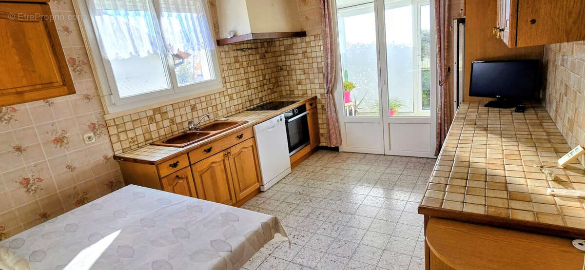 Maison à BELLENEUVE