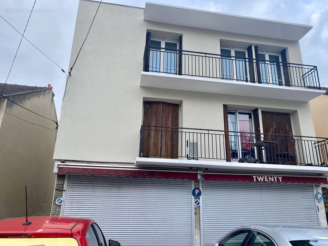 Appartement à PARAY-VIEILLE-POSTE