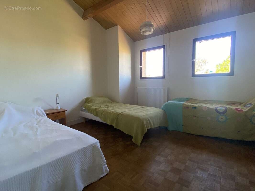 Maison à LINARS